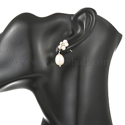 真鍮と天然養殖淡水真珠のスタッドピアス  花と涙  ゴールドカラー  乳白色  29x11mm&nbsp;EJEW-JE07493