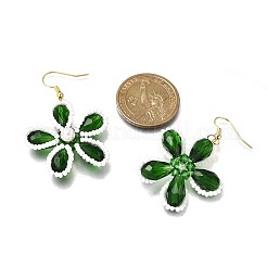 ガラスの花のダングルのイヤリング  真鍮のピアスフックと貝パール付き  ゴールドカラー  グリーン  54~55x34~34.5mm&nbsp;EJEW-TA00715-01