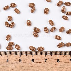 焼付塗装ガラスシードビーズ  2穴  オーバル  キャメル  5~6x2.5~3.5x3mm  穴：0.7~0.9mm  約7500個/ポンド&nbsp;SEED-T006-03U
