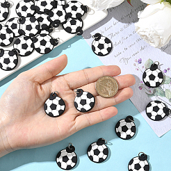 シリコンペンダント80個  白金鉄丸カンで  サッカー  29.5x24.5x3mm  穴：6mm&nbsp;SIL-SC0002-95