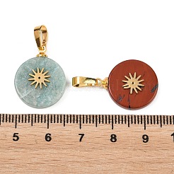 混合天然石ペンダント  金色のトーンの304ステンレススチール製サンスライスと真鍮製のスナップオンベイルが付いたフラットラウンドチャーム  19~20.5x16~16.3x3.5~4.2mm  穴：6x3mm&nbsp;G-K385-15G