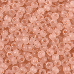 内側が透明なガラスシードビーズ6/0個。  ロンデル  丸い穴  ダークサーモン  4x3mm  穴：1.2~1.5mm  約6080個/ポンド&nbsp;SEED-N008-08M