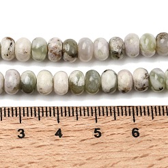 天然のピースジェイドビーズ連売り  ロンデル  6.5~7x4~4.5mm  穴：0.8mm  約89個/連  15.35''（39センチメートル）&nbsp;G-A280-A17-01