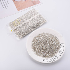 メッキガラス竹ビーズ  メタリックカラー  フローラルホワイト  4~5x2mm  穴：1mm  約14000個/ポンド&nbsp;SEED-S046-01A-21