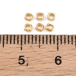 真鍮製スペーサービーズ  正方形  18KGP本金メッキ  2x2x1mm  穴：1.2mm&nbsp;KK-CBABC34-06G