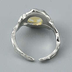 樹脂製ハーフラウンドオープンカフリング  女性のためのプラチナ真鍮ジュエリー  プラチナ  内径：15.1mm&nbsp;RJEW-TAC0007-02B-P