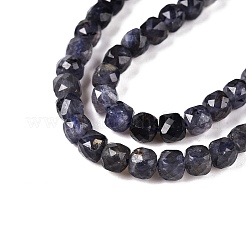 天然のアイオライトビーズ連売り  多面カット  キューブ  4~5x4~5x4~5mm  穴：0.8mm  約92~105個/連  14.96~15.35インチ（38~39cm）&nbsp;G-N342-112A