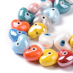 釉薬をかけた磁器ビーズの連  光沢のあるセラミックビーズ  パールカラーの  ナザールボンジュウ付きハート  ミックスカラー  16.5x14x10mm  穴：1.8mm  約23個/連  11.81''（30センチメートル）&nbsp;X-PORC-K003-02