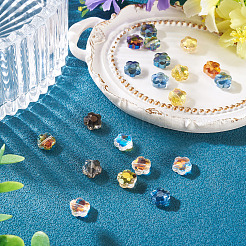 20個の透明なガラスビーズ  花  多面カット  ミックスカラー  8x8x4.5mm  穴：1mm&nbsp;GLAA-TADJ0001-08