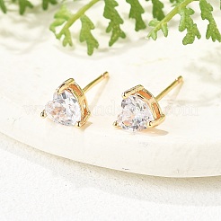 女性用ハート真鍮パヴェキュービックジルコニアスタッドピアス  カドミウムフリー＆鉛フリー  長持ちメッキ  ラックめっき  ゴールドカラー  透明  5.5x5.5mm&nbsp;EJEW-G428-29B-02