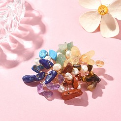 天然混合宝石チップとパールビーズの花のブローチピン  女性用の金色の銅線ラップバッジ  52x60x17mm&nbsp;JEWB-BR00106