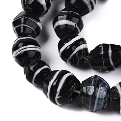 手作りのネパールランプワークビーズ  ナゲット  ブラック  11.5~17x12~16x10.5~15mm  穴：1.6~3.5mm  約44個/連  25インチ（63.5cm）&nbsp;LAMP-N024-12