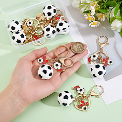 スポーツ用PVC製フットボールシューズと合金製エナメルシューズ、I love soccerのペンダント装飾付き8個  ロブスタークロー留め金と鉄製スプリットキーリング付き  ゴールドカラー  95mm&nbsp;KEYC-PH01645