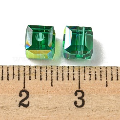 電気メッキガラスビーズ  多面カット  キューブ  シーグリーン  5.5x5.5x5.5mm  穴：1.6mm  100個/袋&nbsp;EGLA-Z004-04A-01