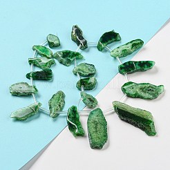 染めの天然瑪瑙ナゲット連売りをビーズ  グリーン  19~30x30~56x5~9mm  穴：2mm  約13~15個/連  15.3インチ&nbsp;G-E331-08H