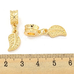 ラックメッキ合金リーフヨーロピアンダングルチャーム  大穴ペンダント  ゴールドカラー  28mm  穴：4.5mm  葉：15.5x8x2.5mm&nbsp;FIND-B034-41G