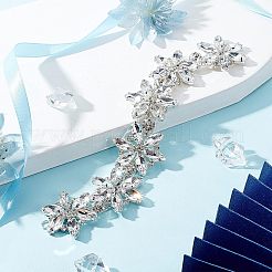 光沢のあるフラワークリスタルラインストーントリム1個。  柔軟な縫製工芸ブライダル衣装の装飾  DIYシューズ用  ベルト  バッグ  帽子  ヘアバンド  プラチナ  212x35.5x6mm&nbsp;DIY-FG0003-37