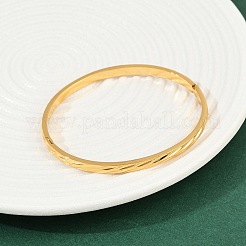 女性用304ステンレススチールヒンジ付きバングル  ねじれた  イオンプレーティング（ip）  18KGP本金メッキ  1/8インチ（0.4cm）  内径：2x2-1/4インチ（5.1x5.7cm）&nbsp;BJEW-C114-06G