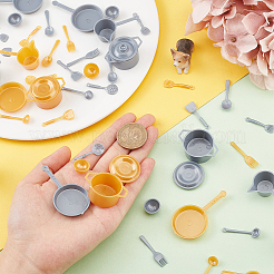 8セット2色のDIYプラスチックミニチュアキッチン用品セット  子供用キッチン食器玩具  ミックスカラー  14~55x7~37x3~17mm  穴：1~2mm  10個/セット  4セット/カラー&nbsp;AJEW-GA0003-99
