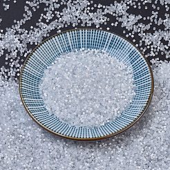 MIYUKIデリカビーズ  シリンダー  日本製シードビーズ  11/0  （db0677)ライトグレーシルクサテン  1.3x1.6mm  穴：0.8mm  約2000PCS /ボトル  10 G /ボトル&nbsp;SEED-JP0008-DB0677