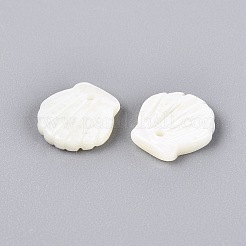 天然のトビエイの貝殻を彫刻したペンダント  貝殻の形のチャーム  貝殻色  9.5x9.5x2mm  穴：1mm&nbsp;SHEL-Q028-06