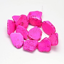染色された天然マグネサイトビーズ連売り  ナゲット  フクシア  18~24x28~36x5~6mm  穴：0.8mm&nbsp;G-M156-14