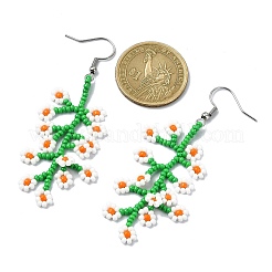手作りシードダングルイヤリング  304ステンレススチールピアスフック付き  花  ステンレス鋼色  ホワイト  70.5x17.5mm&nbsp;EJEW-MZ00229-02