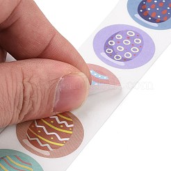 イースターテーマの粘着紙ステッカーロール8模様。  ウサギの模様で  丸いステッカーラベル  ギフトタグステッカー  ミックスカラー  卵模様  25x0.1mm  500PCS /ロール&nbsp;LS-DIY-C060-03E