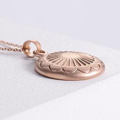 Vintage-inspired Stainless Steel Flower Pendant Men's Necklaces&nbsp;FB6068