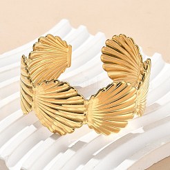 女性用304ステンレススチールカフバングル  シェル形状  イオンプレーティング（ip）  14KGP本金メッキ  内径：2x2-1/8~2-1/4インチ（5x5.5~5.7cm）&nbsp;AJEW-P127-20G