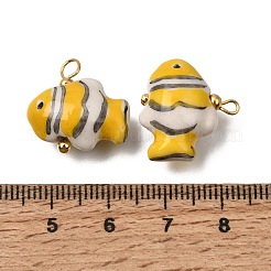 手作りの磁器のペンダント  魚のチャーム  真鍮パーツ  手描き  18KGP本金メッキ  きいろ  18.5~19.5x18~18.5x8.5~9mm  穴：2.5~3mm&nbsp;PR-CBA0027-11G-09