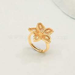 女性のための調節可能な真鍮の指輪  中空の花  18KGP本金メッキ  16mm〜20mm&nbsp;DS8817-1