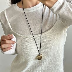 合金製のワインポット型ペンダント、黒色のワックスコード付き、調節可能なロングネックレス（女性用）  ゴールド  38.58インチ（98cm）&nbsp;WGDA634-01
