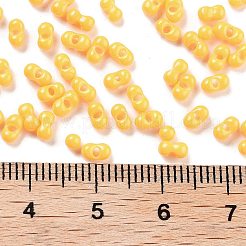 焼付塗装ガラスシードビーズ  ピーナッツ  オレンジ  2~2.5x4x2mm  穴：0.8mm  約15000個/ポンド&nbsp;SEED-A033-04K