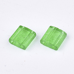 2ホールガラスシードビーズ  透明色  長方形  ライムグリーン  5x4.5~5.5x2~2.5mm  穴：0.5~0.8mm&nbsp;LS-SEED-T003-01C-04
