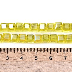 電気メッキ透明ガラスビーズ連売り  cude  多面カット  ABカラーメッキ  きいろ  5~6x5.5~6x5.5~6mm  穴：1.2mm  約95~98個/連  20.07~20.86インチ（51~53cm）&nbsp;EGLA-B011-07A-AB01