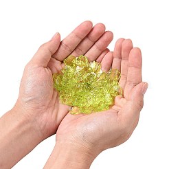 透明なアクリルパーツ  葉  グリーン  約15mm長  15 mm幅  厚さ2mm  穴：1.5mm  1700個/ 500g&nbsp;DBLA410-9