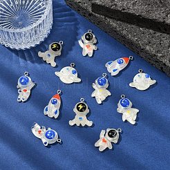 6Pcs 6 Styles Resin Pendants&nbsp;RESI-YW0005-67