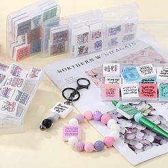 25個 25スタイル 正方形 文字入り 食品グレード 環境に優しいシリコンフォーカルビーズ  ミックスカラー  28x28x7mm  穴：2.2mm  1個/スタイル&nbsp;SIL-SZ0002-69