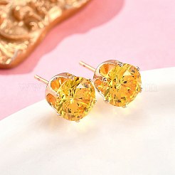 フラットラウンド真鍮マイクロパヴェキュービックジルコニアスタッドピアス  カドミウムフリー＆鉛フリー  ラックめっき  長持ちメッキ  ライトゴールド  8.5x9mm&nbsp;EJEW-D318-04G