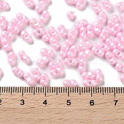 ガラスシードビーズ  不透明色の光沢  ピーナッツ  パールピンク  5~6x2.5~3x3~3.5mm  穴：1~1.2mm  約5000個/ポンド&nbsp;SEED-L011-04A-07