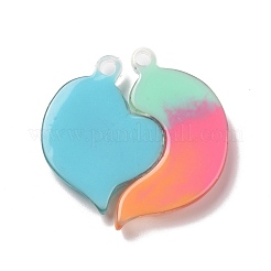 グラデーションカラーの半透明レジンペンダント  グリッターパウダー付き  カップル ハート チャーム with word love you  薄緑  39x38.5x5.5mm  穴：3.5mm  2個/セット&nbsp;RESI-G048-01G