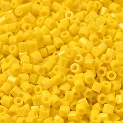 オペークガラスシードビーズ  六角形（ツーカット）  ゴールド  2x1.5mm  穴：0.9mm&nbsp;SEED-S042-22B-02