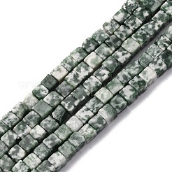 天然グリーンスポットジャスパービーズ連売り  キューブ  3.5~4.5x3.5~4.5x3.5~4.5mm  穴：1~1.2mm  約90~96個/連  15.24~15.55''（38.7~39.5センチメートル）&nbsp;G-G002-A09