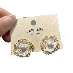 真鍮と模造真珠のスタッドピアス（女性用）  花  ゴールドカラー  ホワイト  20mm&nbsp;WGD4158-01