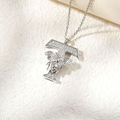 真鍮製マイクロパヴェクリアキュービックジルコニアペンダントネックレス  プラチナ  文字t  15.75インチ（40cm）  ペンダント：29.5x22mm&nbsp;FS-WG7BC7F-13