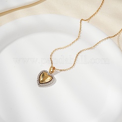 Stylish Brass Micro Pave Clear Cubic Zirconia Pendant Necklaces for Daily Wear&nbsp;EA0793-1