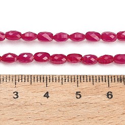 研究室で作られた赤いコランダムビーズ連売り  多面カット  フラットオーバル  5~5.5x3x3mm  穴：0.5~0.6mm  約68個/連  15.04~15.12''（38.2~38.4センチメートル）&nbsp;GG-CBAC488-01A