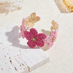 女性用合金＆ラフィアカフバングル  花  カラフル  1-3/8インチ（3.5cm）  内径：2-1/8インチ（5.5cm）&nbsp;BJEW-WH0017-55B