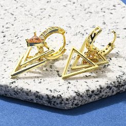 真鍮クリアキュービックジルコニアフープピアス  三角形  18KGP本金メッキ  32.5x17.5mm&nbsp;EJEW-M047-13G